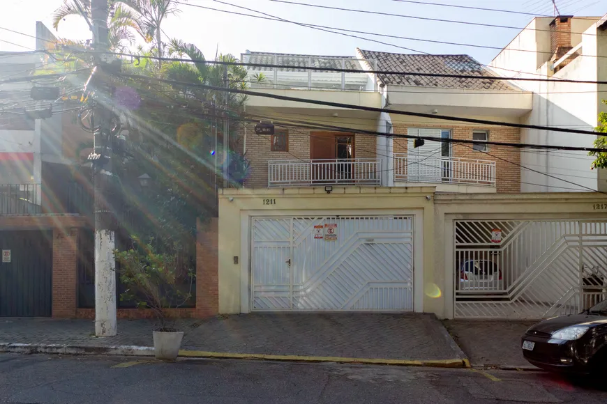 Foto 1 de Sobrado com 3 Quartos à venda, 270m² em Vila Clementino, São Paulo