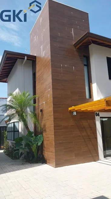 Foto 1 de Sobrado com 4 Quartos à venda, 142m² em Praia de Juquehy, São Sebastião