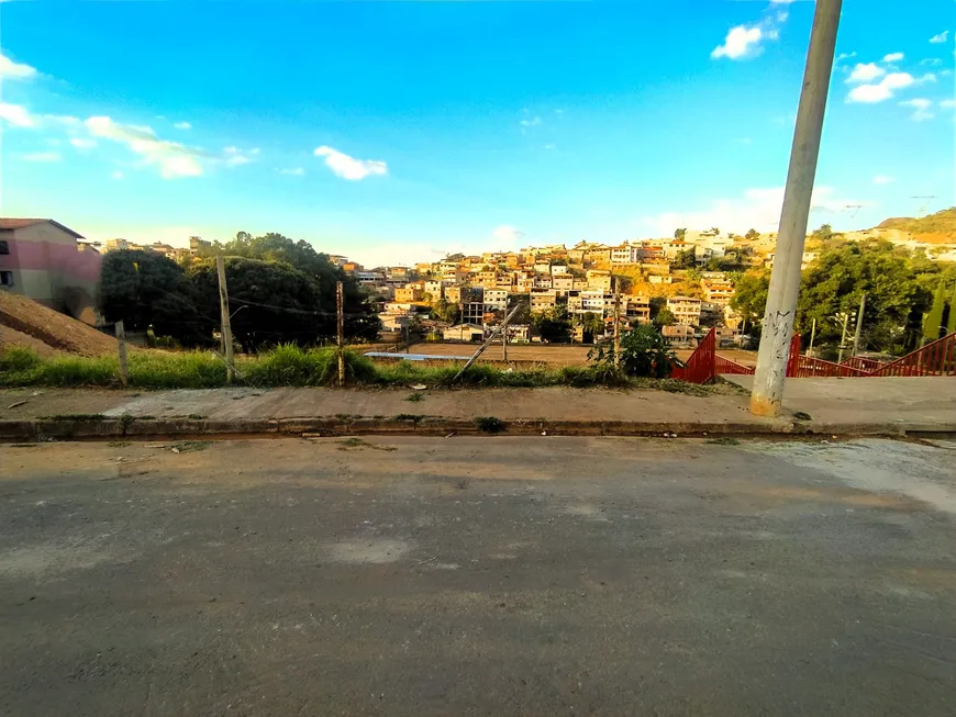 Foto 1 de Lote/Terreno à venda, 208m² em Barreiro, Belo Horizonte