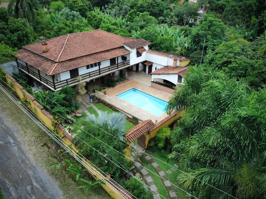 Foto 1 de Fazenda/Sítio com 3 Quartos à venda, 324m² em Jardim Alvorada, Barra Mansa