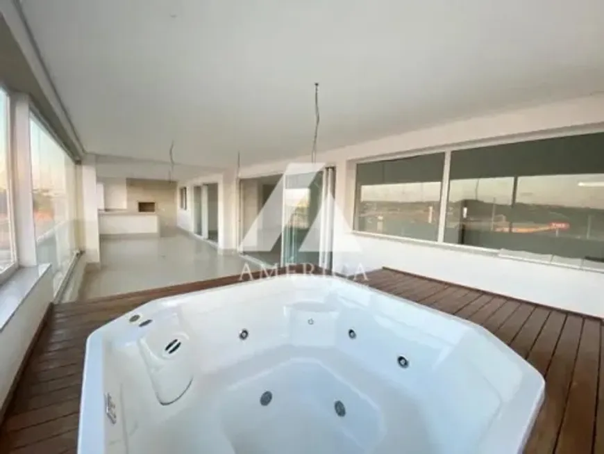 Foto 1 de Apartamento com 5 Quartos à venda, 441m² em Alvorada, Cuiabá