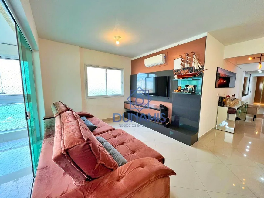 Foto 1 de Apartamento com 3 Quartos à venda, 120m² em Praia das Pitangueiras, Guarujá