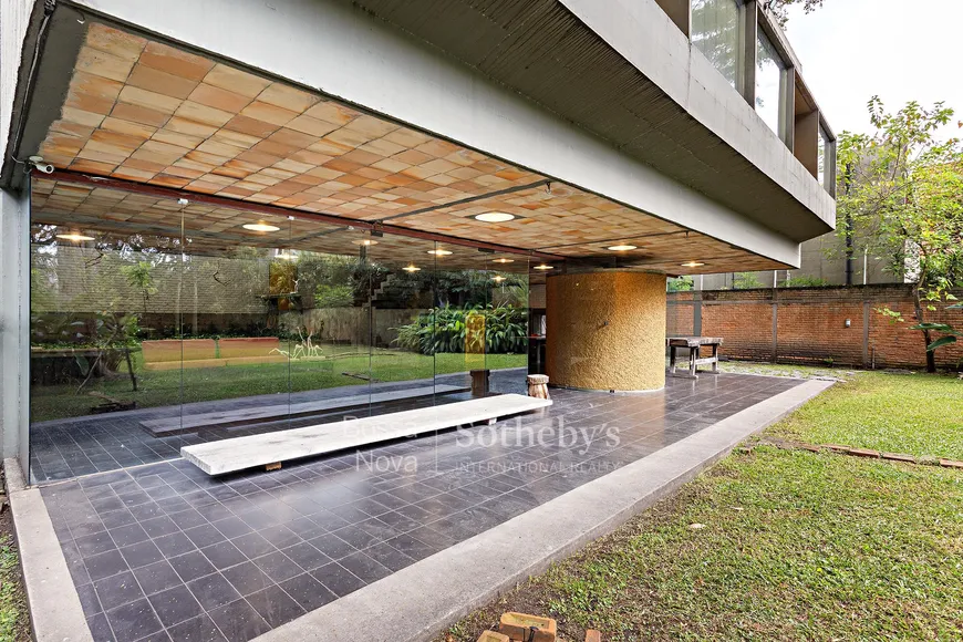 Foto 1 de Casa com 4 Quartos à venda, 245m² em Alto de Pinheiros, São Paulo