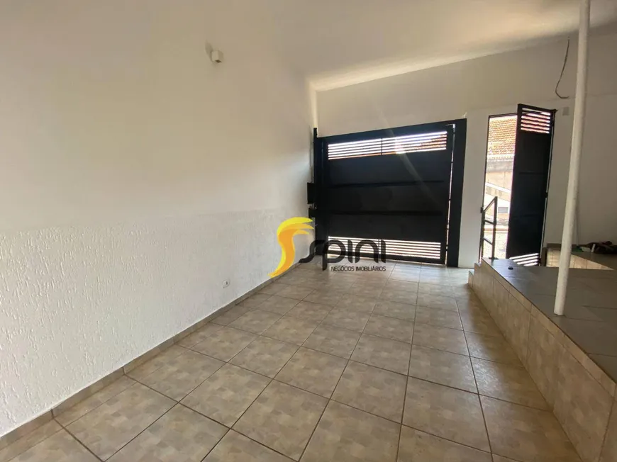 Foto 1 de Casa com 3 Quartos para alugar, 235m² em Fundinho, Uberlândia