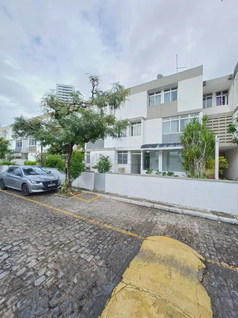 Foto 1 de Casa com 4 Quartos para alugar, 120m² em Candeias, Jaboatão dos Guararapes