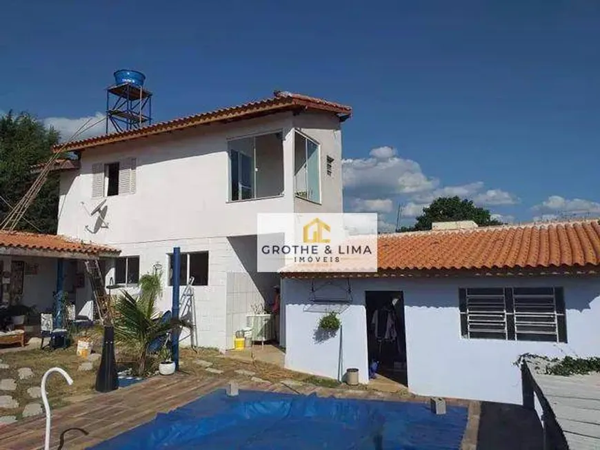 Foto 1 de Casa de Condomínio com 5 Quartos à venda, 400m² em Borba, Pindamonhangaba