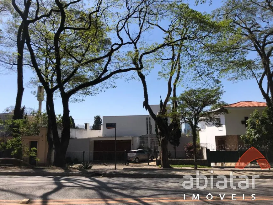 Foto 1 de Casa com 3 Quartos para venda ou aluguel, 489m² em Jardim Everest, São Paulo