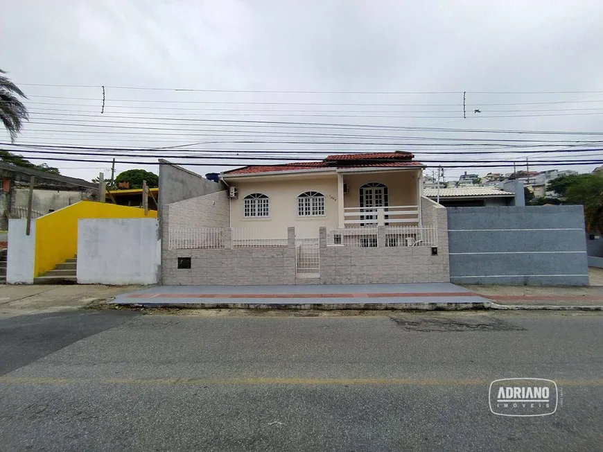 Foto 1 de Casa com 4 Quartos à venda, 139m² em Roçado, São José