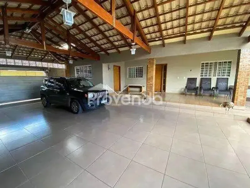 Foto 1 de Casa com 3 Quartos à venda, 450m² em Celina Park, Goiânia