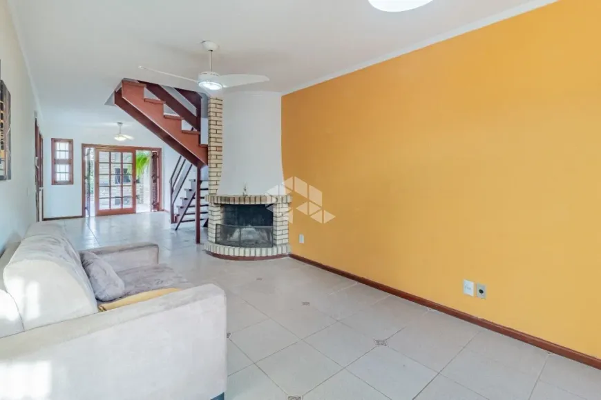 Foto 1 de Casa com 3 Quartos à venda, 138m² em Ipanema, Porto Alegre