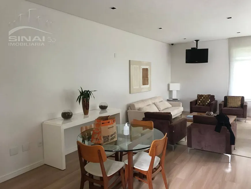 Foto 1 de Apartamento com 3 Quartos para alugar, 180m² em Moema, São Paulo