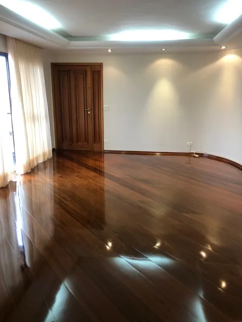 Foto 1 de Apartamento com 3 Quartos para alugar, 148m² em Santa Paula, São Caetano do Sul