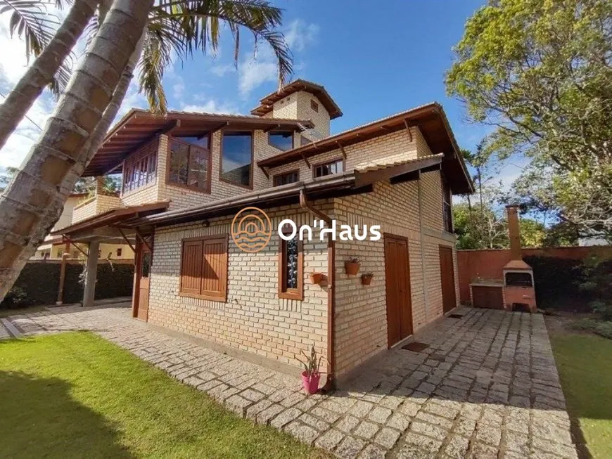 Foto 1 de Casa com 3 Quartos à venda, 228m² em Rio Tavares, Florianópolis