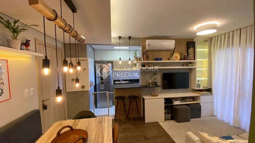 Foto 1 de Apartamento com 2 Quartos à venda, 58m² em Igara, Canoas