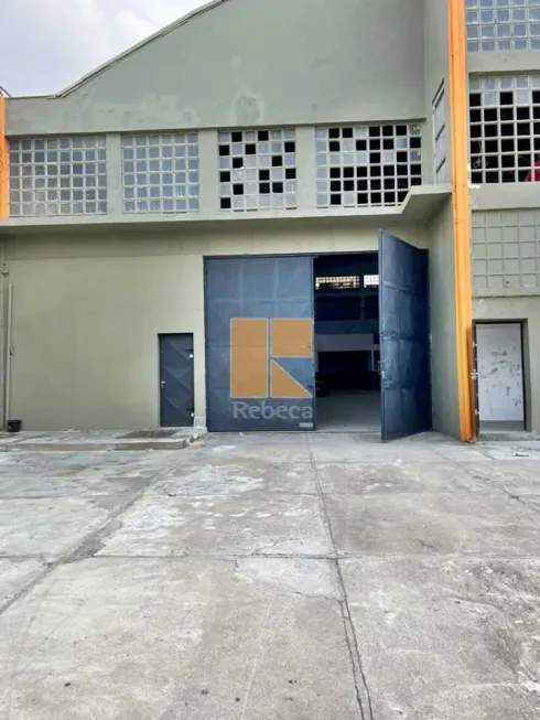 Foto 1 de Galpão/Depósito/Armazém para alugar, 1800m² em Barra Funda, São Paulo