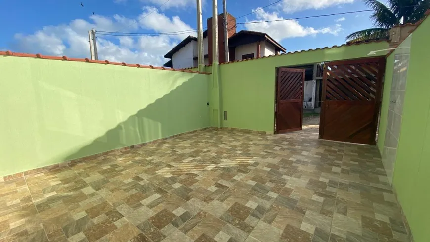 Foto 1 de Casa com 2 Quartos à venda, 87m² em Santa Terezinha, Itanhaém