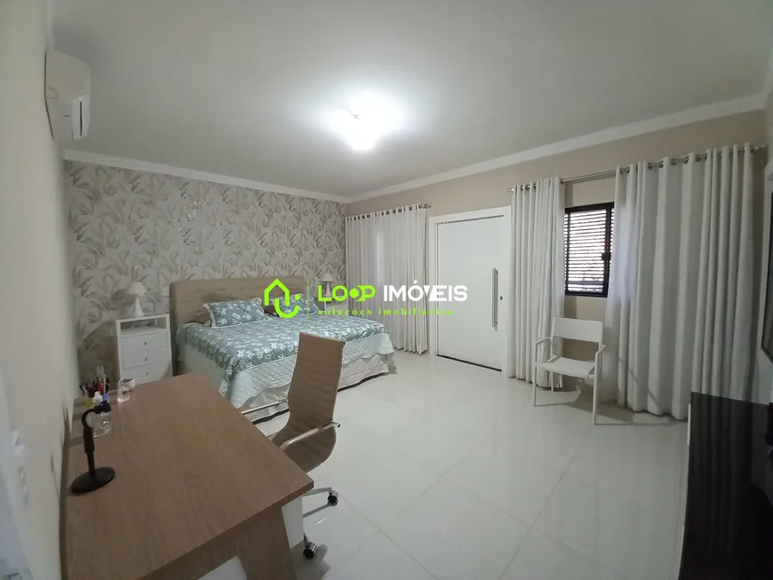 Foto 1 de Sobrado com 6 Quartos à venda, 464m² em Sobradinho, Brasília