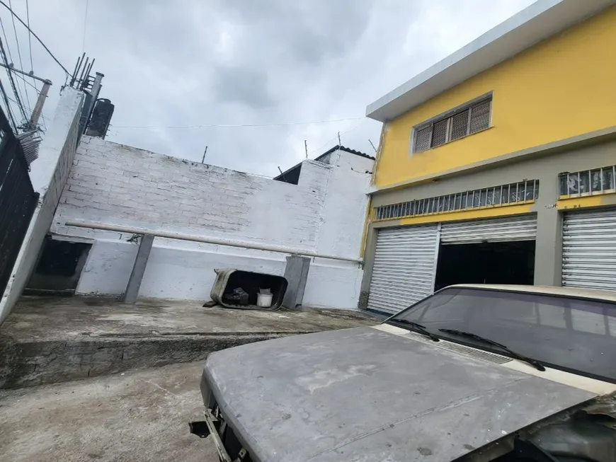 Foto 1 de Sobrado com 3 Quartos à venda, 326m² em Vila Emir, São Paulo