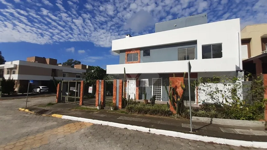 Foto 1 de Casa com 3 Quartos à venda, 103m² em Ambrósio, Garopaba
