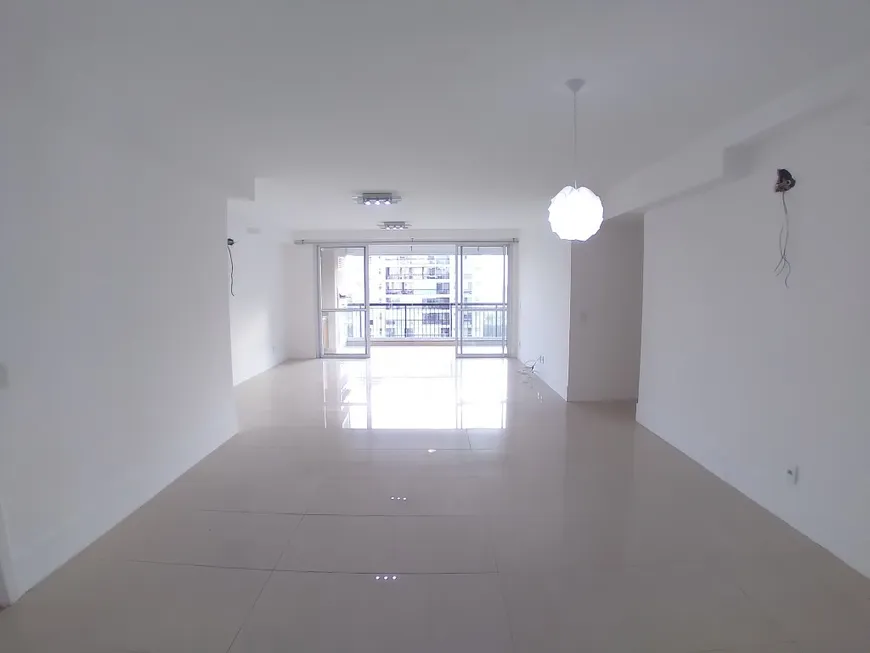 Foto 1 de Apartamento com 4 Quartos à venda, 170m² em Jacarepaguá, Rio de Janeiro