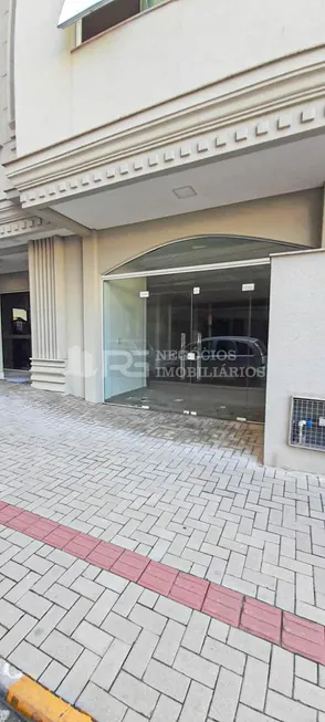 Foto 1 de Ponto Comercial à venda, 190m² em Meia Praia, Itapema