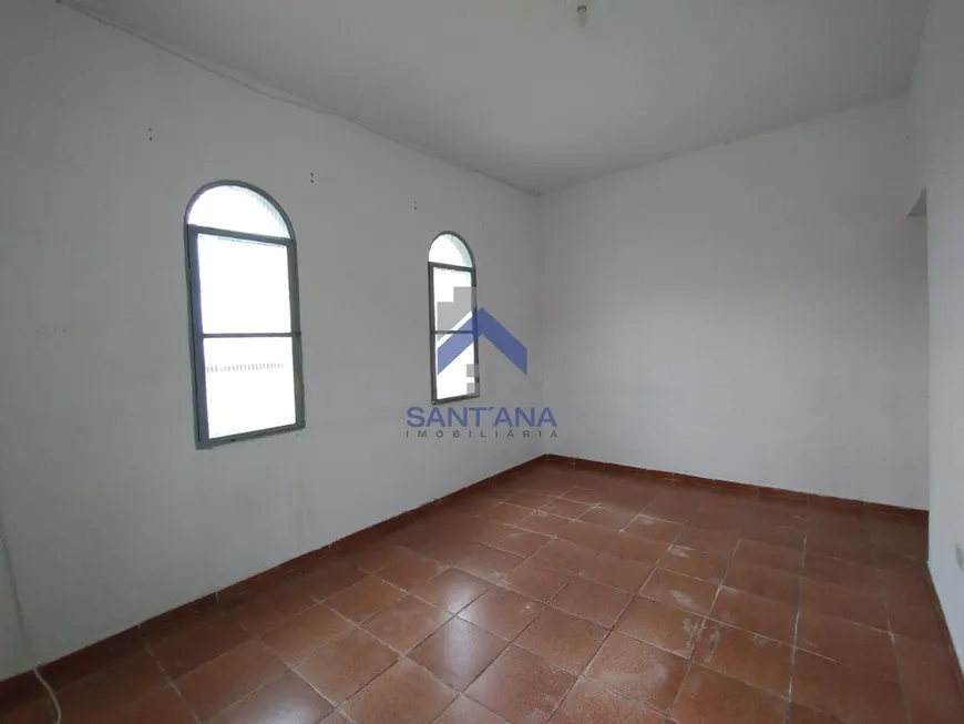 Foto 1 de Casa com 2 Quartos à venda, 200m² em Jardim Sandra Maria, Taubaté