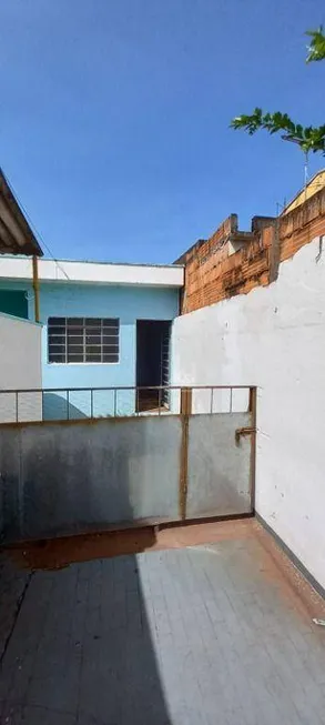 Foto 1 de Casa com 1 Quarto para alugar, 60m² em Vila Albertina, Ribeirão Preto
