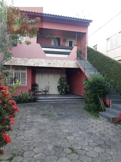 Foto 1 de Casa com 4 Quartos à venda, 334m² em Parque Califórnia, Campos dos Goytacazes