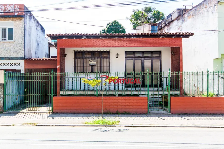 Foto 1 de Casa com 3 Quartos para venda ou aluguel, 270m² em Centro, Macaé