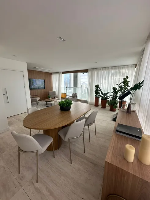 Foto 1 de Apartamento com 2 Quartos à venda, 105m² em Vila Nova Conceição, São Paulo