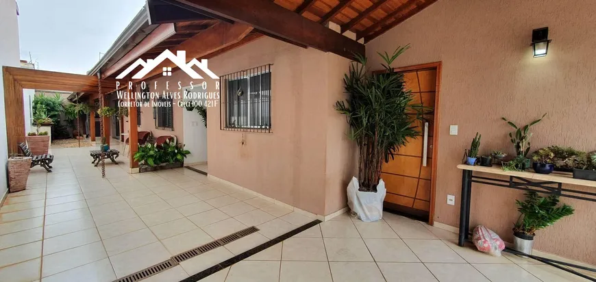 Foto 1 de Casa com 3 Quartos à venda, 132m² em Jardim Santa Adélia, Limeira