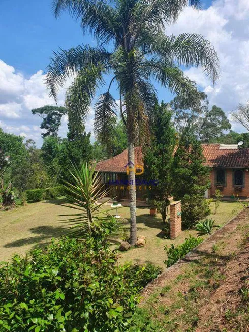 Foto 1 de Fazenda/Sítio com 4 Quartos à venda, 350m² em Zona Rural, Ibiúna