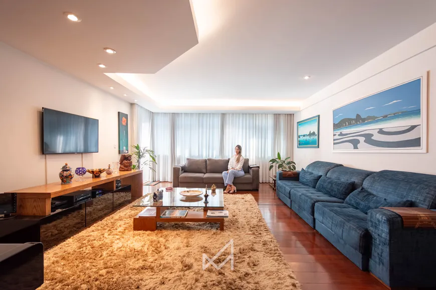 Foto 1 de Apartamento com 4 Quartos à venda, 190m² em Lourdes, Belo Horizonte