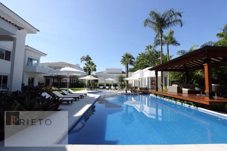 Foto 1 de Casa de Condomínio com 7 Quartos à venda, 1000m² em Jardim Acapulco , Guarujá