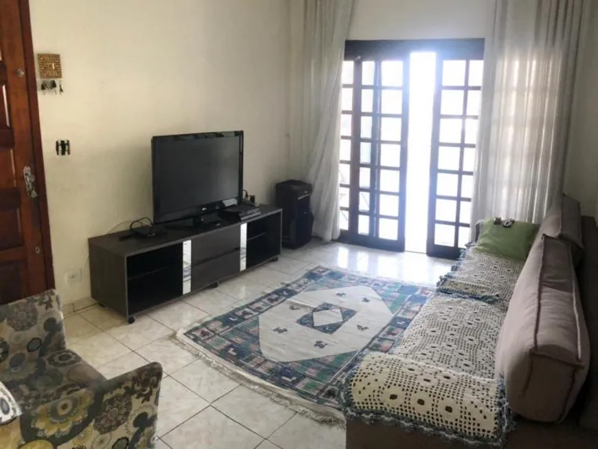 Foto 1 de Casa com 3 Quartos à venda, 193m² em Santo Antônio, Osasco