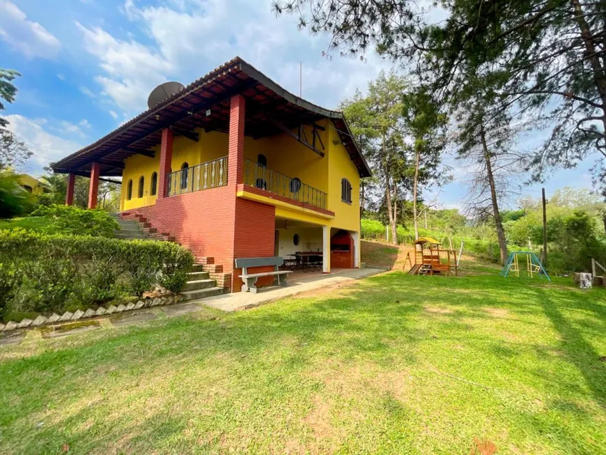 Foto 1 de Fazenda/Sítio com 3 Quartos à venda, 12000m² em Centro, Socorro