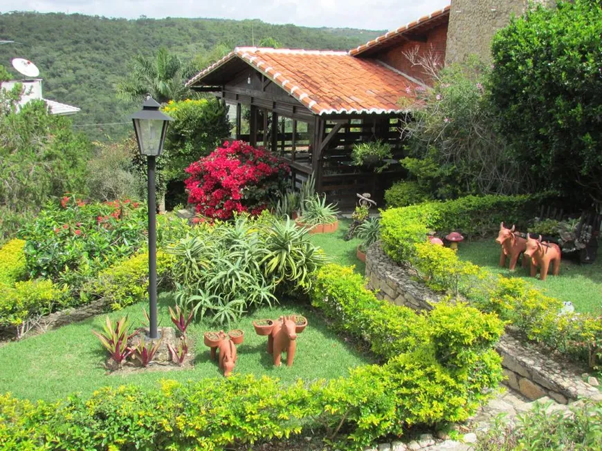 Foto 1 de Casa de Condomínio com 4 Quartos à venda, 276m² em Campos do Jordão, Gravatá