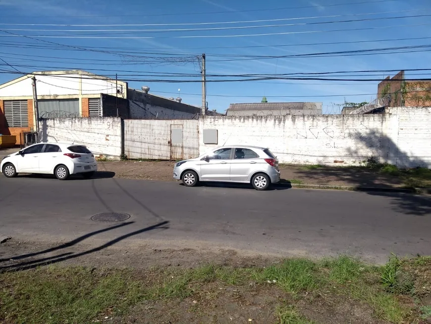 Foto 1 de Lote/Terreno à venda, 852m² em Navegantes, Porto Alegre