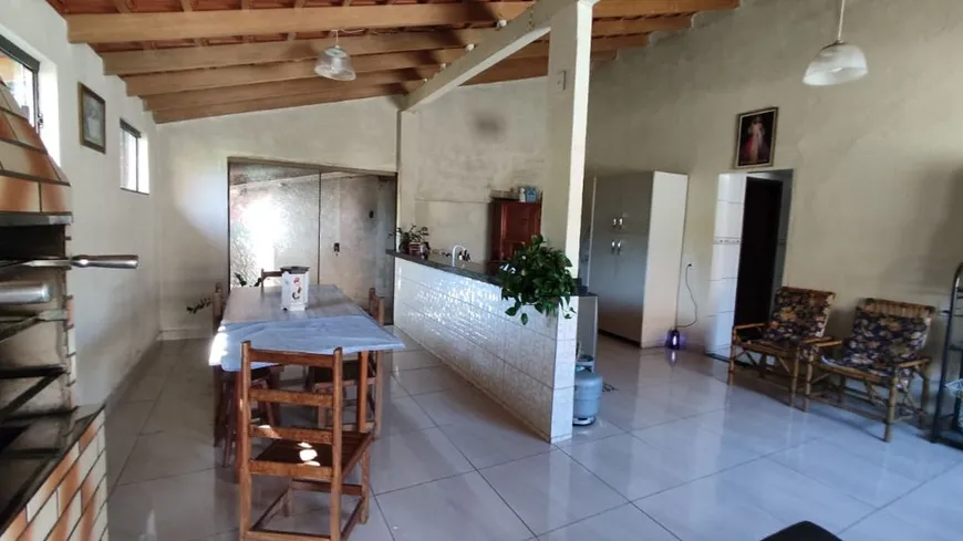 Foto 1 de Casa com 3 Quartos à venda, 160m² em Conjunto Padre Chico, Arapongas