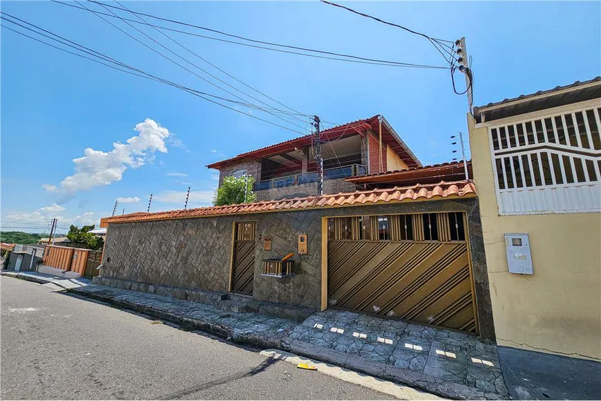 Foto 1 de Casa com 5 Quartos à venda, 349m² em Japiim, Manaus