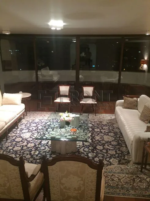 Foto 1 de Apartamento com 4 Quartos à venda, 400m² em Real Parque, São Paulo