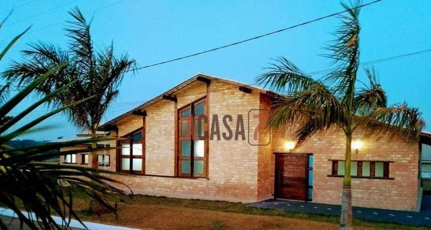 Foto 1 de Casa de Condomínio com 3 Quartos à venda, 207m² em Cercado, Aracoiaba da Serra