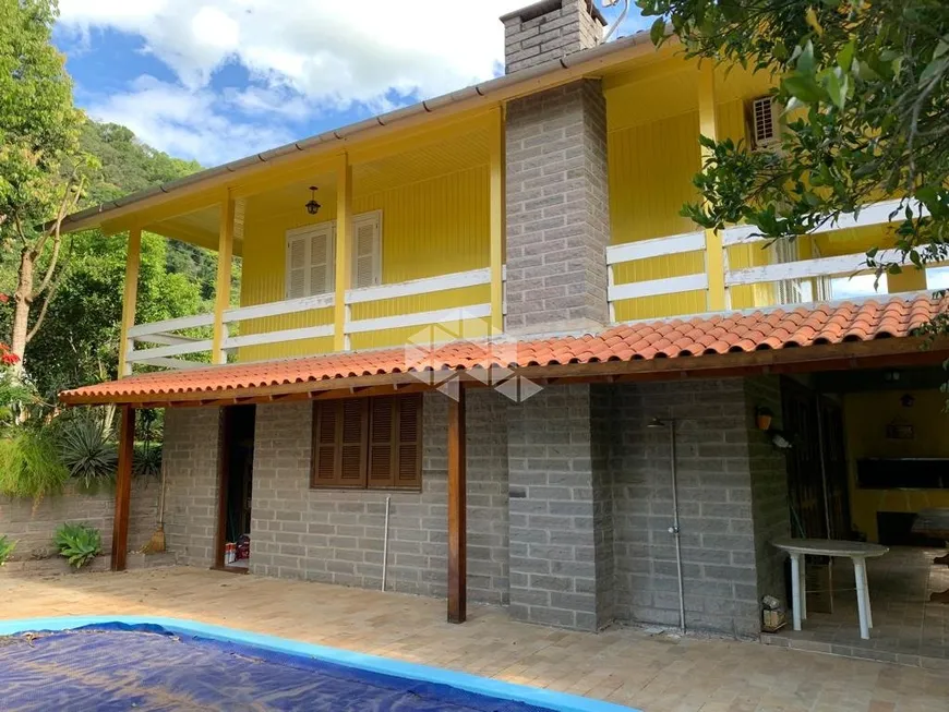 Foto 1 de Fazenda/Sítio com 4 Quartos à venda, 195m² em Linha Alcantara, Bento Gonçalves