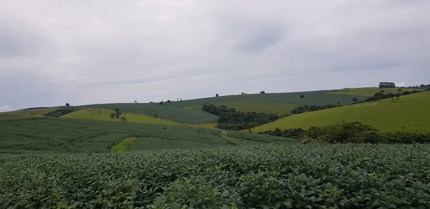 Foto 1 de Fazenda/Sítio com 3 Quartos à venda, 75m² em Area Rural de Itapeva, Itapeva