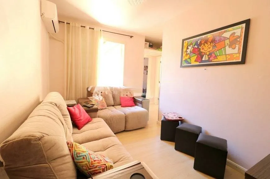 Foto 1 de Apartamento com 2 Quartos à venda, 52m² em Mont' Serrat, Porto Alegre