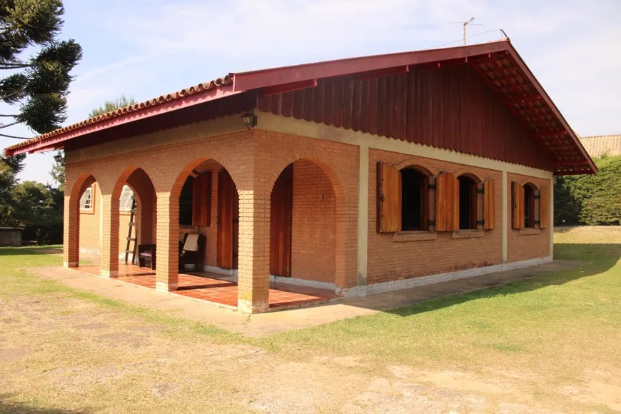 Foto 1 de Casa com 3 Quartos à venda, 192m² em Alto da Boa Vista, Campos do Jordão