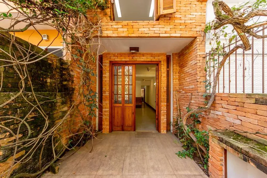 Foto 1 de Casa com 2 Quartos à venda, 93m² em Vila Madalena, São Paulo