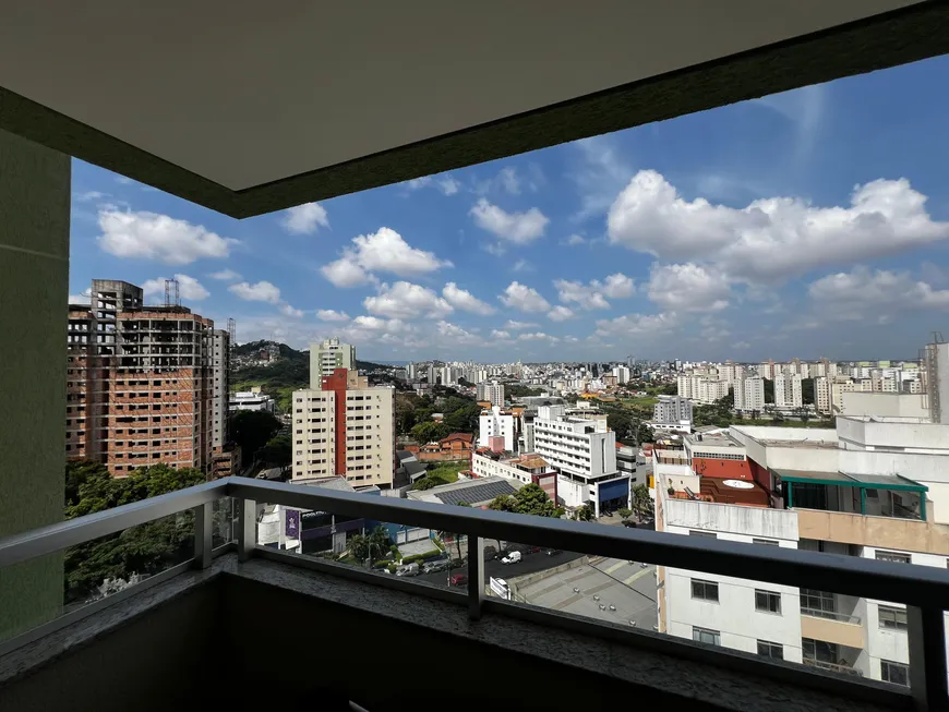 Foto 1 de Apartamento com 2 Quartos à venda, 68m² em Ouro Preto, Belo Horizonte