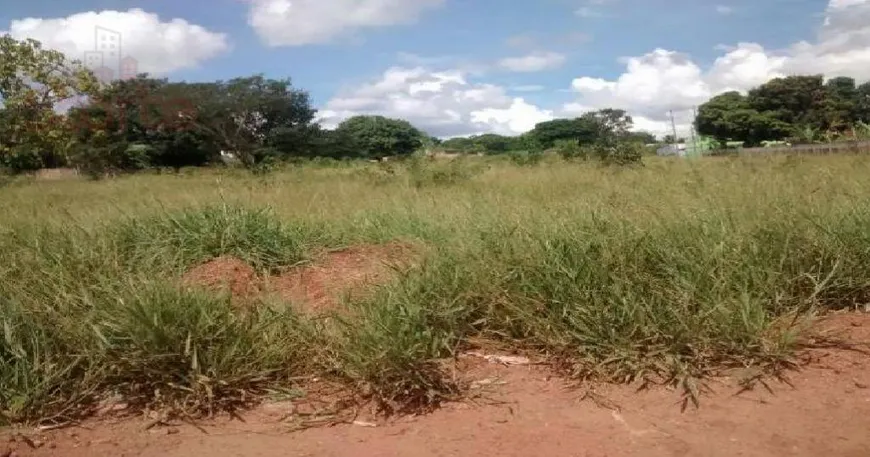 Foto 1 de Fazenda/Sítio à venda, 1000m² em Morada Nova, Uberlândia