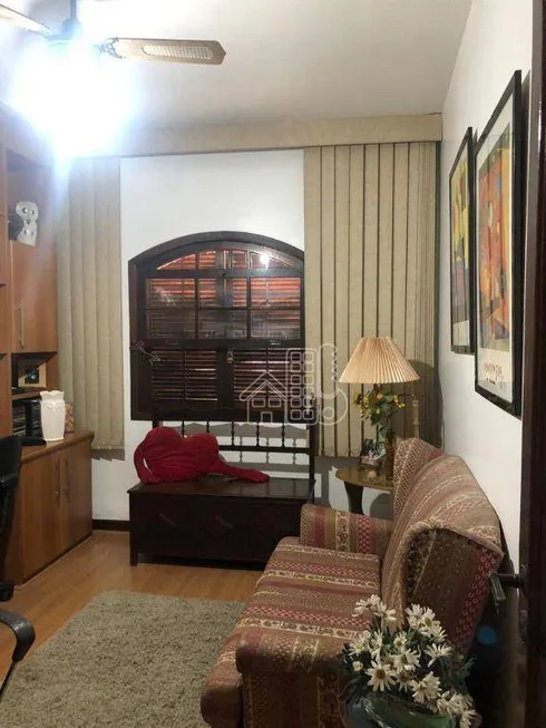 Foto 1 de Casa de Condomínio com 3 Quartos à venda, 281m² em Maria Paula, Niterói